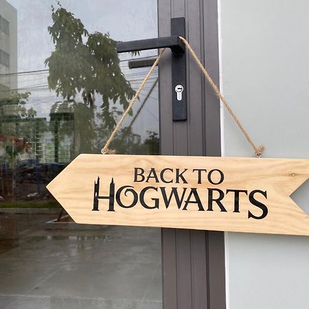 Апарт отель The Hidden Hogwarts - Nearly Bui Vien Walking Street Хошимин Экстерьер фото